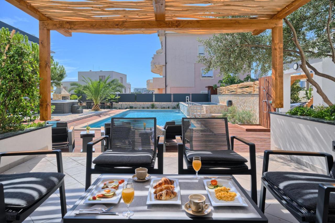 Liberty Living Apartments سبليت المظهر الخارجي الصورة