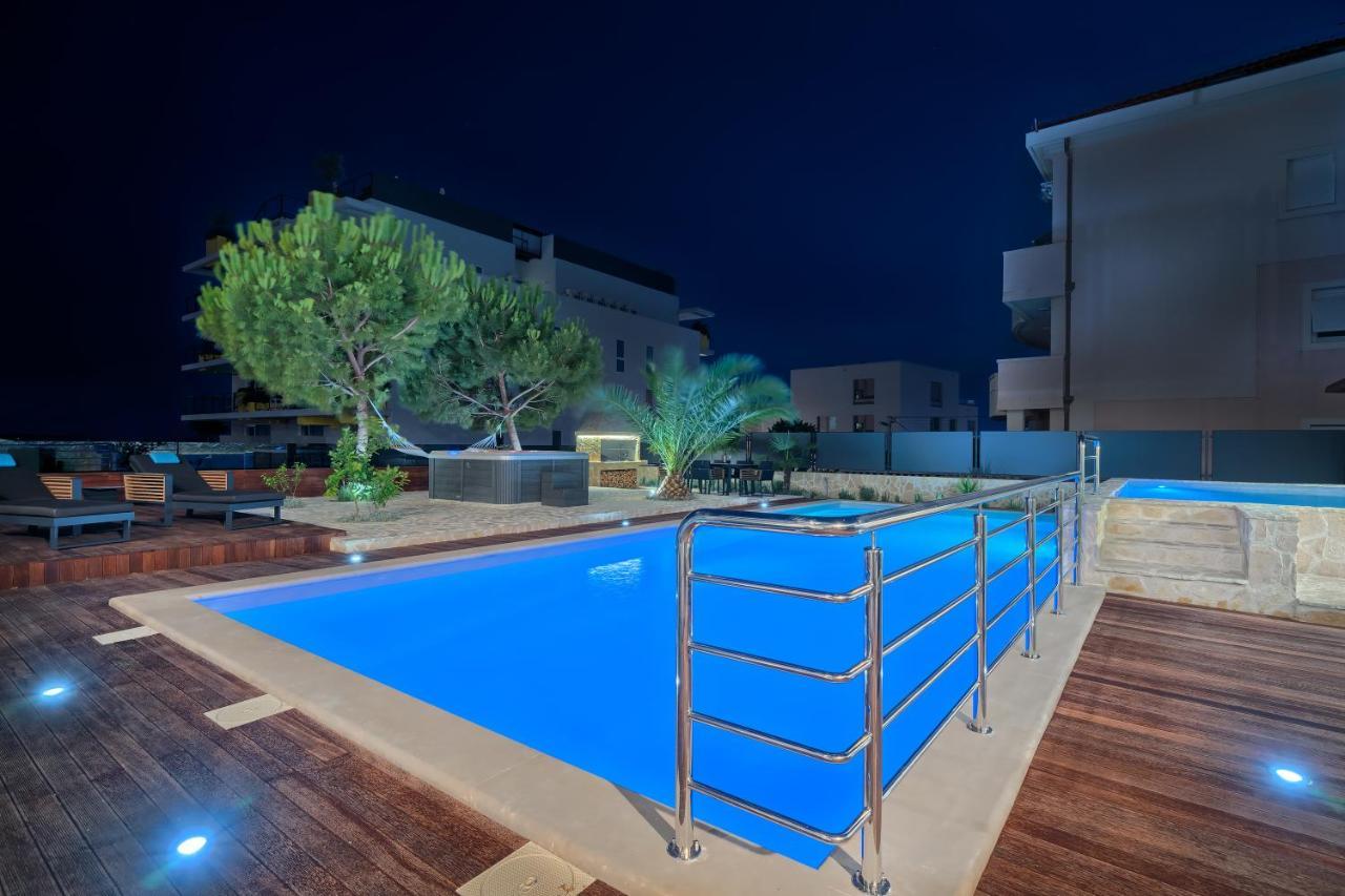 Liberty Living Apartments سبليت المظهر الخارجي الصورة