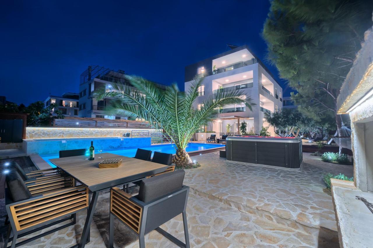 Liberty Living Apartments سبليت المظهر الخارجي الصورة