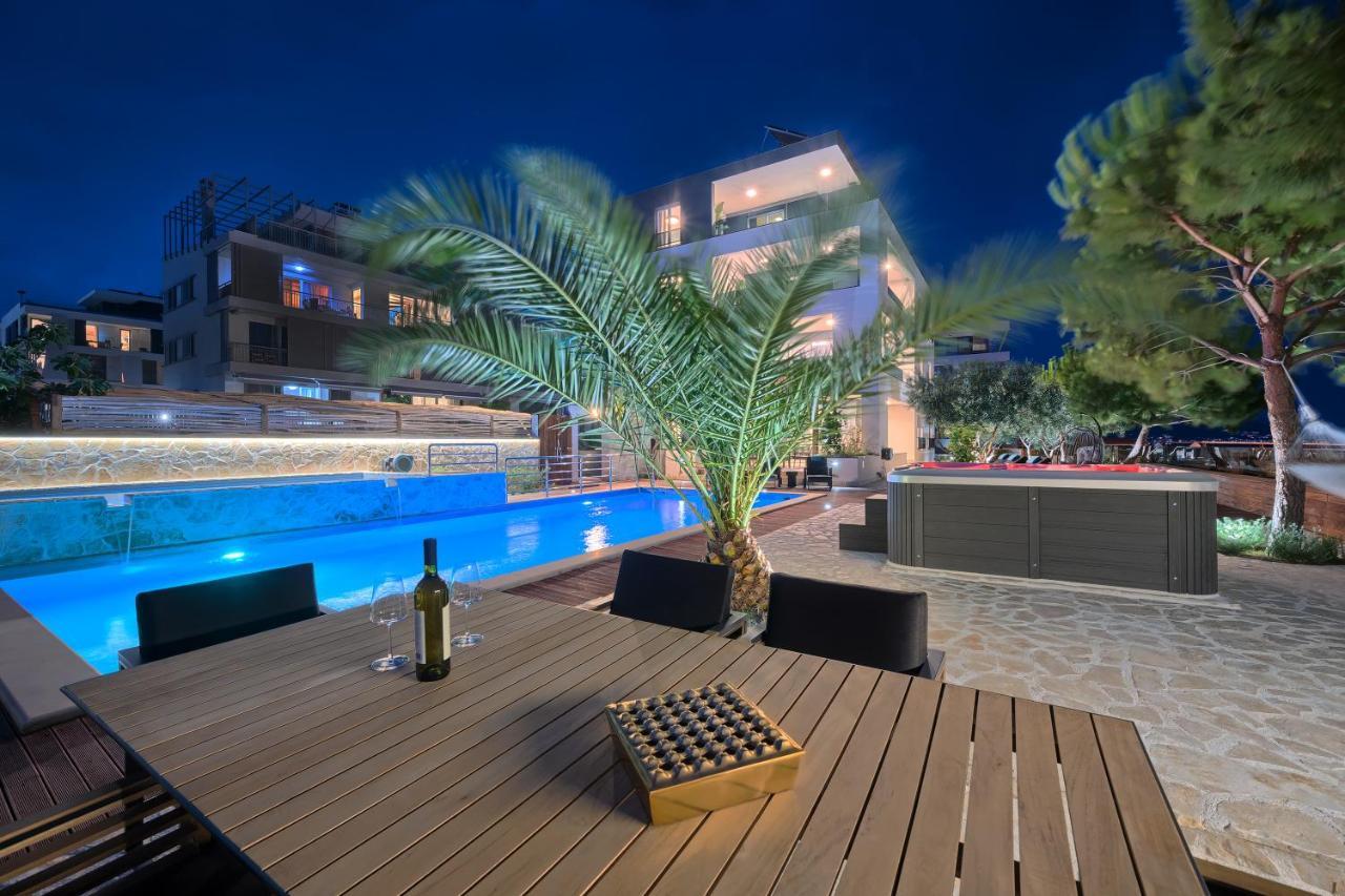 Liberty Living Apartments سبليت المظهر الخارجي الصورة
