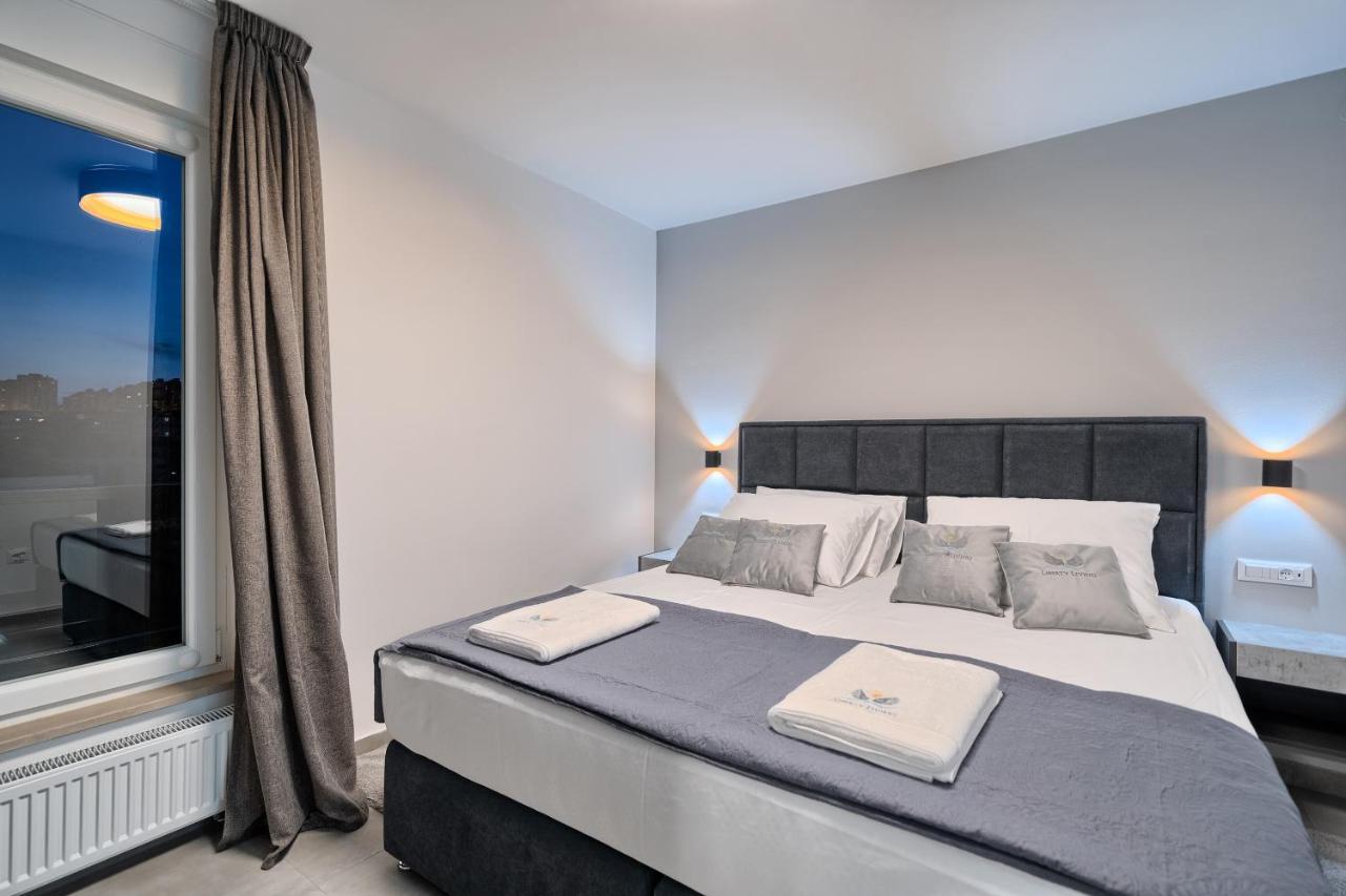 Liberty Living Apartments سبليت المظهر الخارجي الصورة