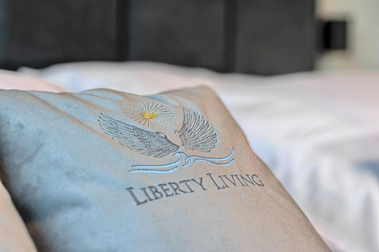 Liberty Living Apartments سبليت المظهر الخارجي الصورة