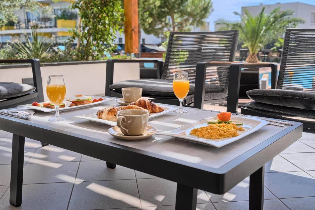 Liberty Living Apartments سبليت المظهر الخارجي الصورة