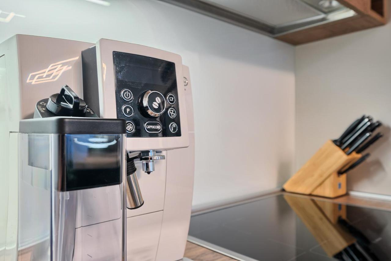 Liberty Living Apartments سبليت المظهر الخارجي الصورة