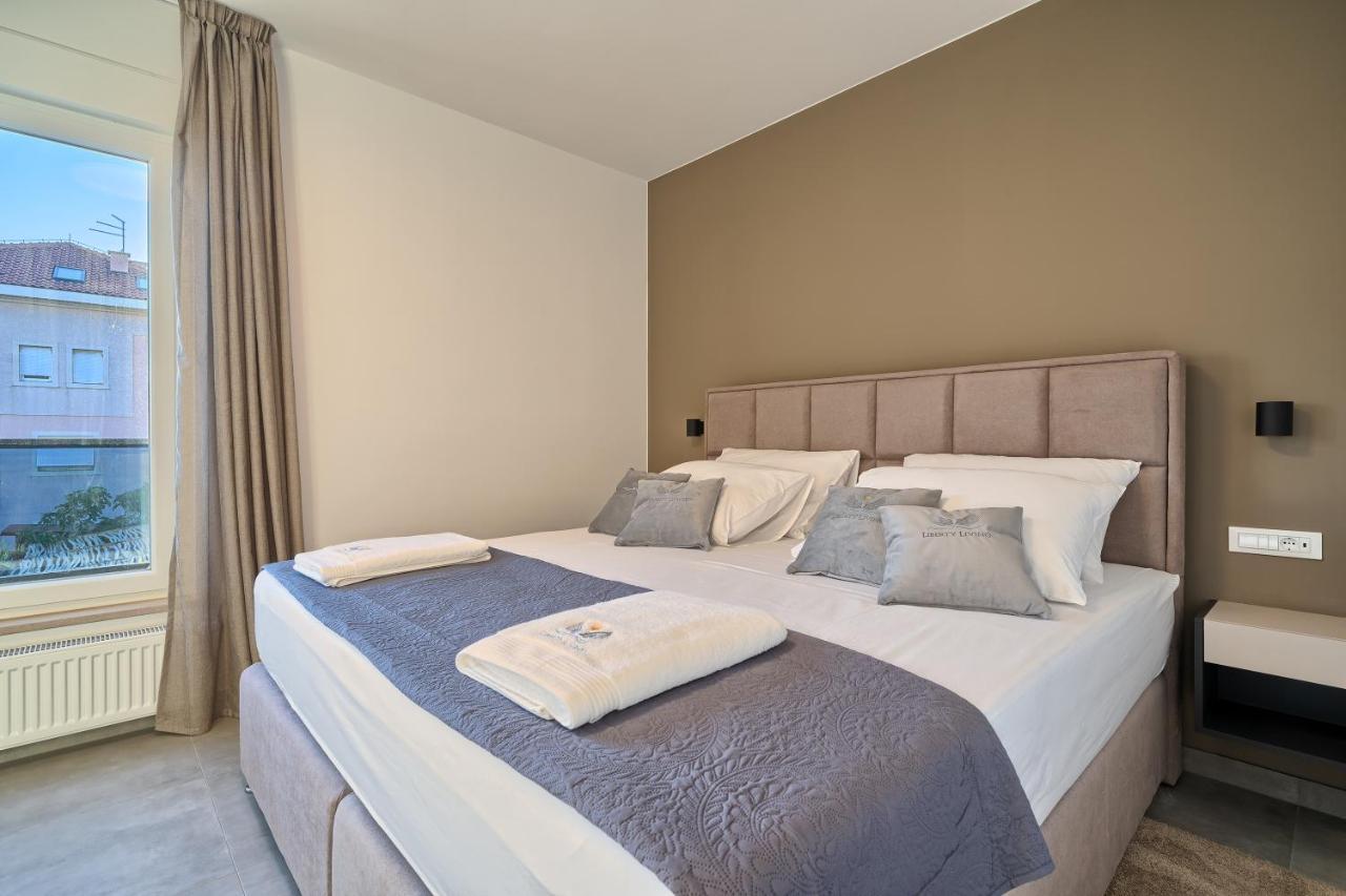 Liberty Living Apartments سبليت المظهر الخارجي الصورة