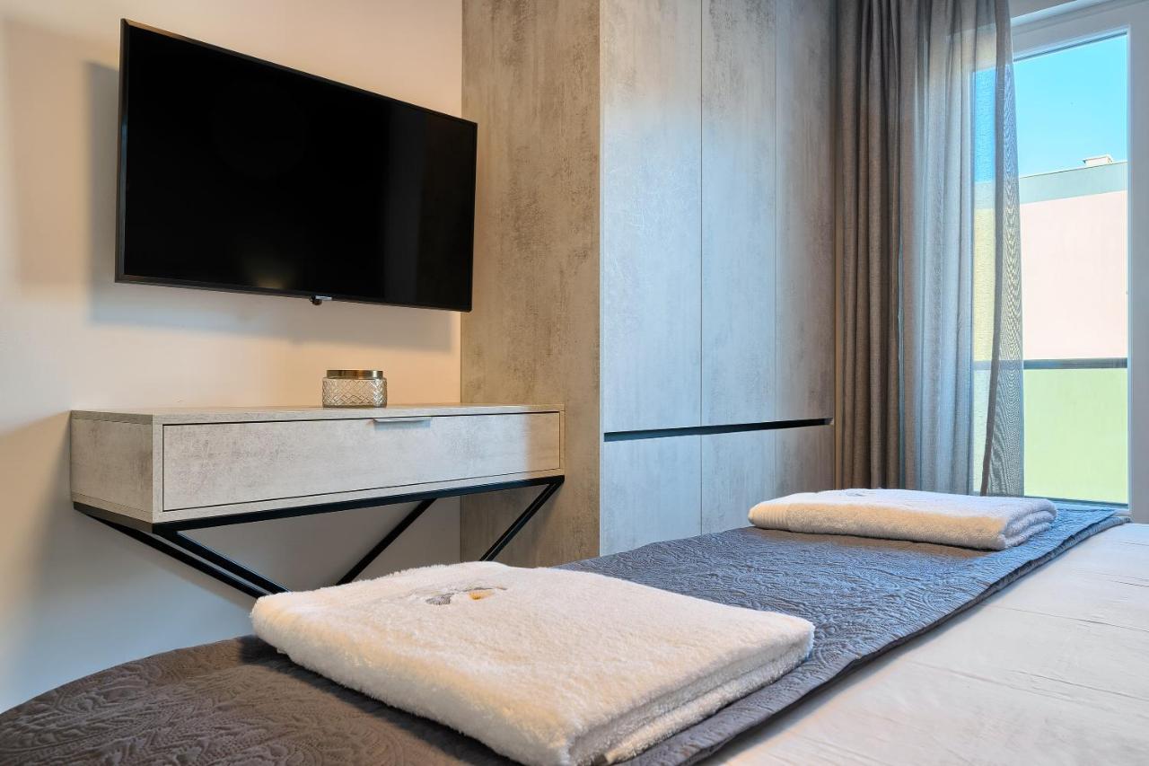 Liberty Living Apartments سبليت المظهر الخارجي الصورة