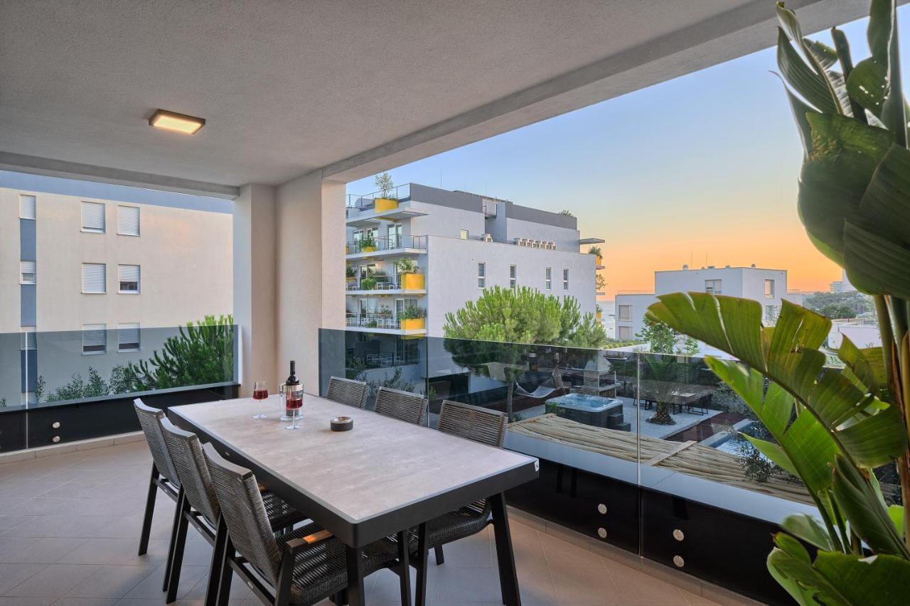Liberty Living Apartments سبليت المظهر الخارجي الصورة